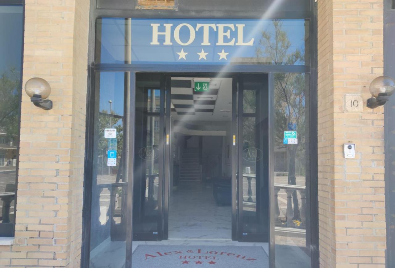 Alex & Lorenz Hotel Torvaianica Εξωτερικό φωτογραφία